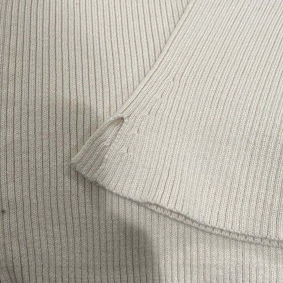 The Limited Top Size: L - Picture 5 of 5